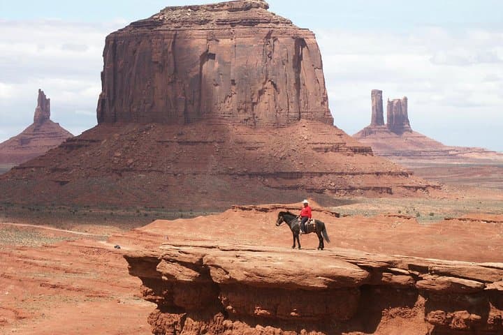 Monument Valley Day Trip from Sedona or Flagstaff: Navajo-Guided Off‑Road Tour photo 4