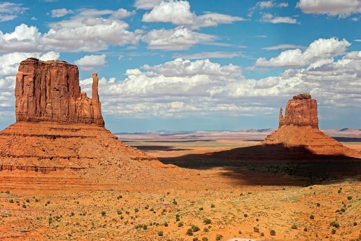 Monument Valley Day Tour from Sedona: Buttes, Backroads, and Navajo Country photo 6