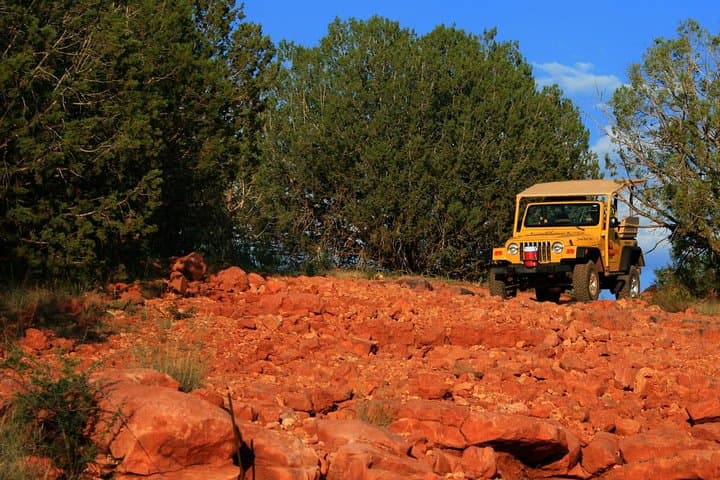 Lil' Rattler Off-Road: Private 2-Hour Sedona Jeep Tour Through the Red Rock Backcountry photo 2
