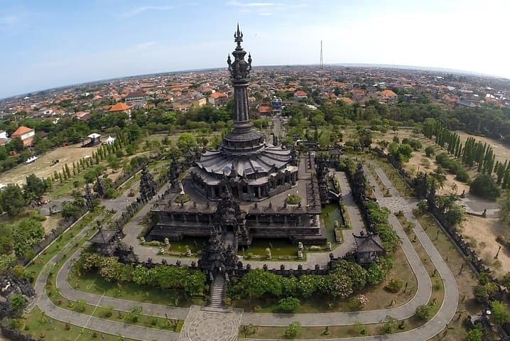 Denpasar Heritage City Tour: Half-Day Museum, Monument & Temple Walk
