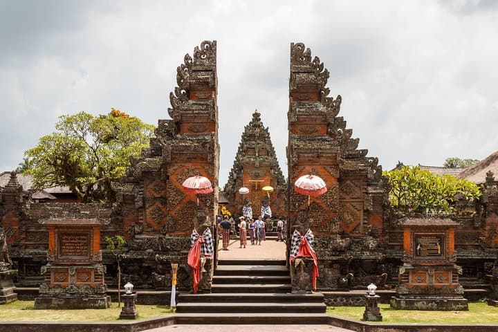 Denpasar Heritage City Tour: Half-Day Museum, Monument & Temple Walk photo 4