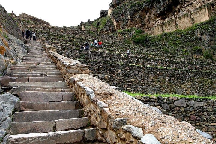 Sacred Valley Guided Day Tour from Cusco: Pisaq, Ollantaytambo & Chinchero photo 3