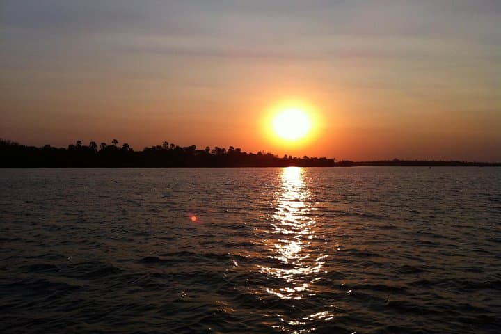 Victoria Falls & Chobe Combo: 5-Day Falls, Village & Safari Experience photo 2