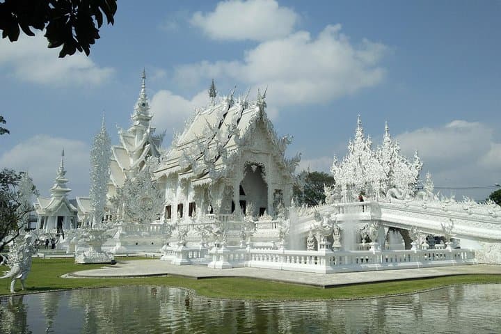 Cycling Chiang Rai: Full-Day Countryside Ride to the White Temple photo 2