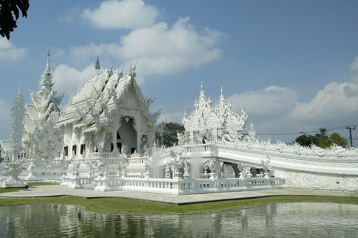 Chiang Rai Half-Day Cycling Tour to Wat Rong Khun (White Temple) photo 4