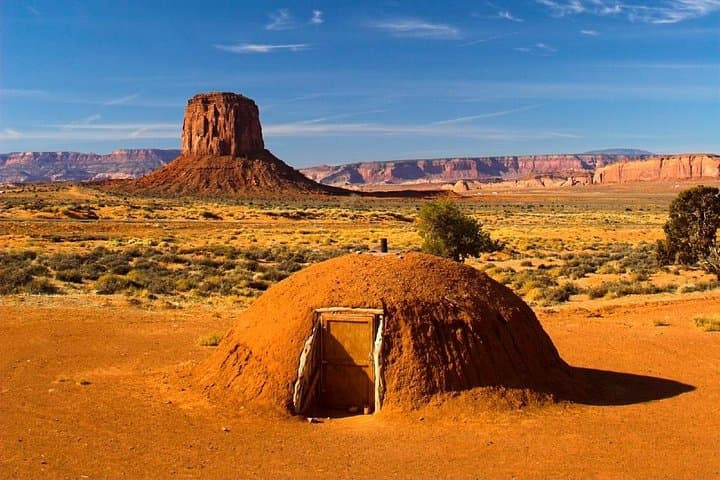 Monument Valley Off-Road Tour from Flagstaff — Navajo Scenic Drive & Trading Post Lunch photo 4