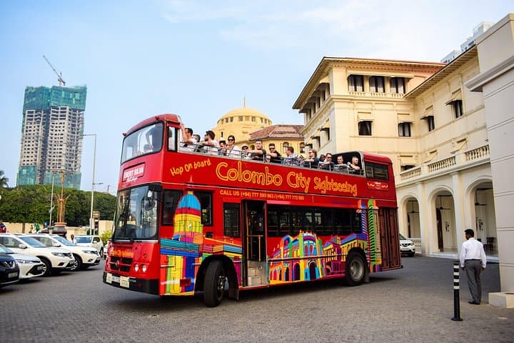 Half-Day Colombo City Private Tour: Temples, Galle Face Green & Local Markets photo 4