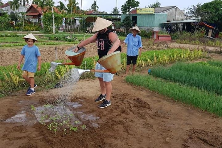 Hoi An Countryside Tour: Tra Que, Cam Thanh & Thanh Ha Afternoon Experience photo 6