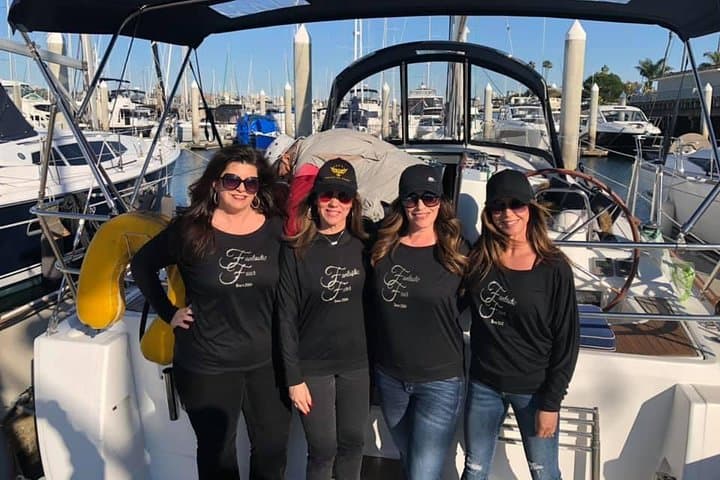 San Diego Bay Sunset Sail: Evening Cruise Along the Skyline & USS Midway photo 2
