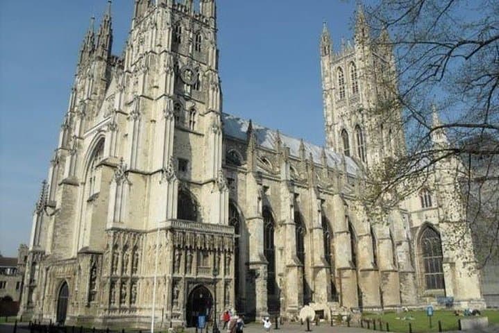 Dover Shore Excursion: Private Canterbury Cathedral Stopover from Dover to London photo 5