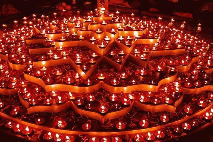 Experience Mumbai's Vibrant Festivals in a Private Tour photo 3