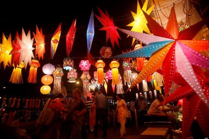 Experience Mumbai's Vibrant Festivals in a Private Tour photo 4