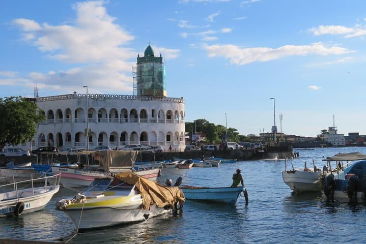 Explore the Comoros Islands: 6-Day Cultural and Marine Adventure