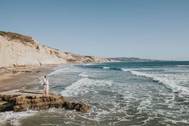Los Angeles Vacation Photographer: Private 30-Minute Photo Sessions at Iconic Spots photo 2