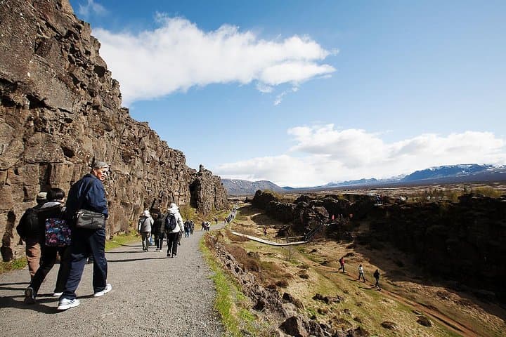 Golden Circle Classic Day Tour from Reykjavik: Thingvellir, Geysir & Gullfoss in One Day photo 4