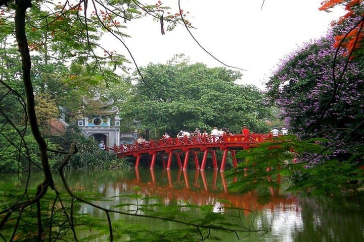 Hanoi Cyclo Ride and Thang Long Water Puppet Show — Full-Day Old Quarter Experience photo 4
