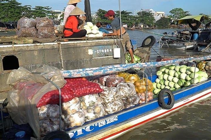 Mekong Delta Private Tour 2D1N: Cai Rang Floating Market & Village Life photo 4