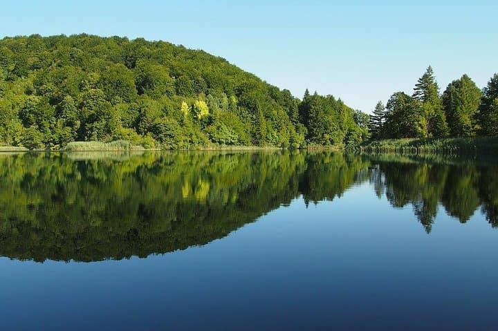 Zagreb to Split via Plitvice Lakes: A Private Day Tour Through Croatia’s Waterways photo 4