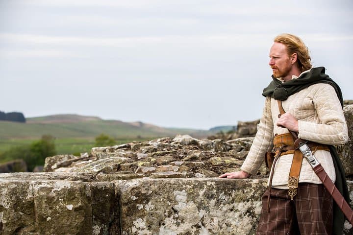 Full-Day Hadrian's Wall Guided Walk: Housesteads, Vindolanda & Cawfields