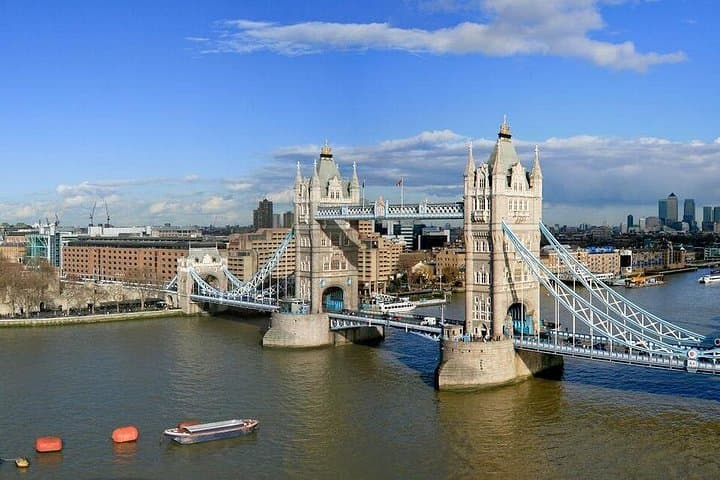 Vintage Routemaster Bus Tour and Thames Cruise — London Orientation photo 2