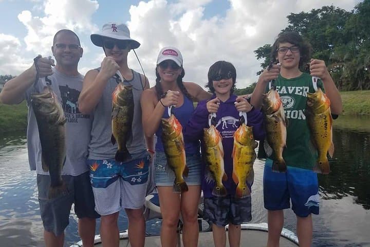 Peacock Bass Fishing Trip on the Lake Osborne Chain — West Palm Beach Guided Charter