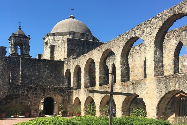 Guided Tour of San Antonio Missions: World Heritage Small-Group Experience photo 3