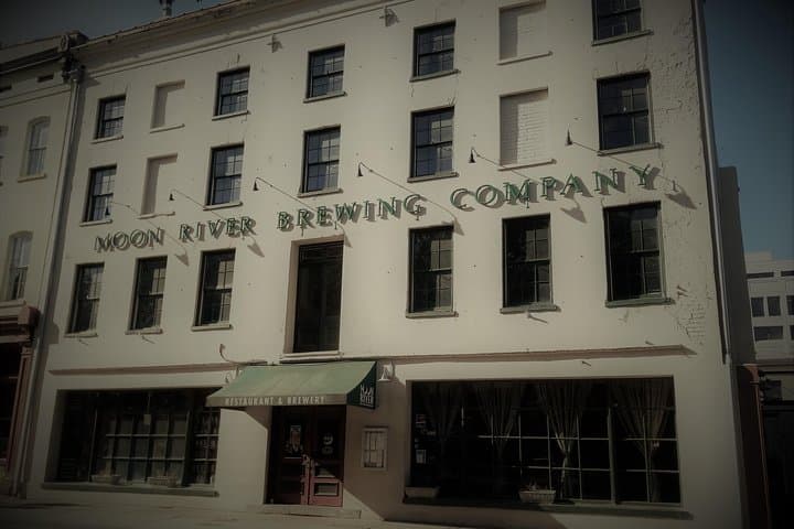 Savannah Supernatural Haunted Walking Tour: Historic District Ghost Walk photo 4