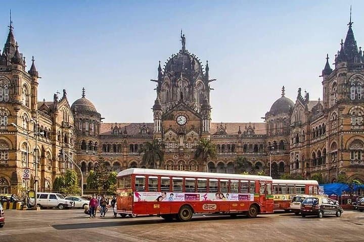Explore Mumbai: City Tour & Bollywood Experience