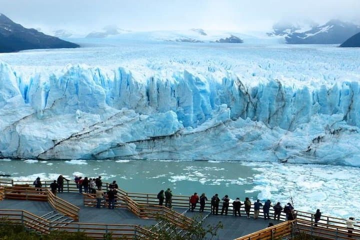 Full-Day Puerto Natales to Perito Moreno Glacier Transfer & Viewing