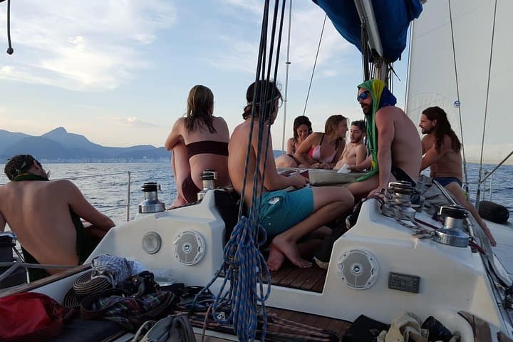 Sail Rio’s Iconic Bay: Private 3-Hour Yacht Adventure from Marina da Gloria photo 2