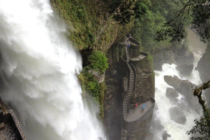 Quito to Baños: Full-Day White-Water Rafting, Waterfalls & Swing photo 2