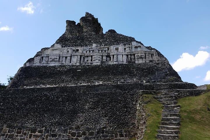 Cave Tubing and Xunantunich Mayan Adventure in Belize (Day Tour)