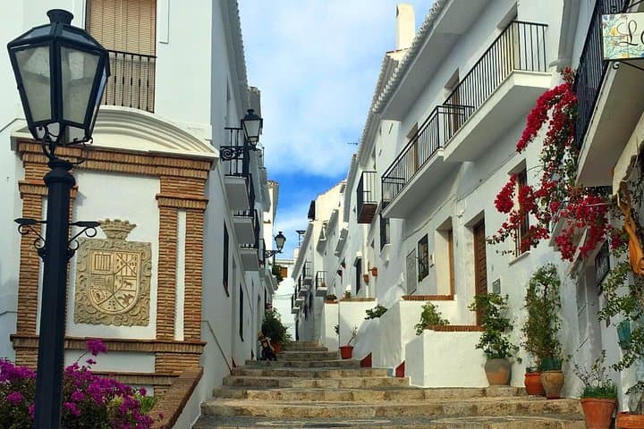 Day Trip to Frigiliana & El Acebuchal: Small-Group Tour with Lunch from Nerja