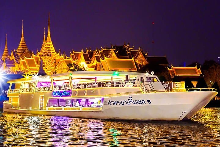 Bangkok Night Dinner Cruise on the Chao Phraya River