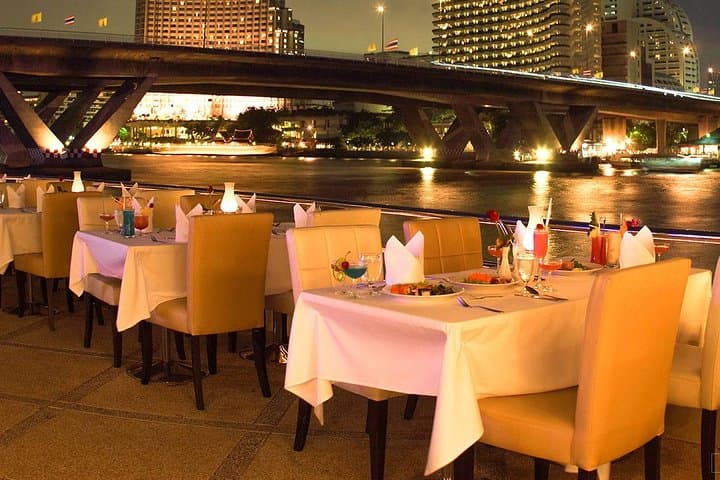 Bangkok Night Dinner Cruise on the Chao Phraya River photo 5