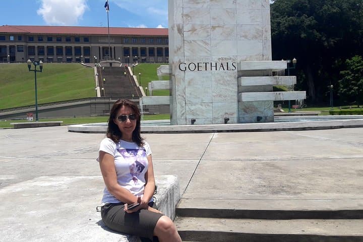 Panama City Canal & Casco Viejo: 5-Hour Sightseeing Tour photo 5