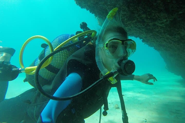 First Sea Dive in Salou: Scuba Diving for Beginners photo 2