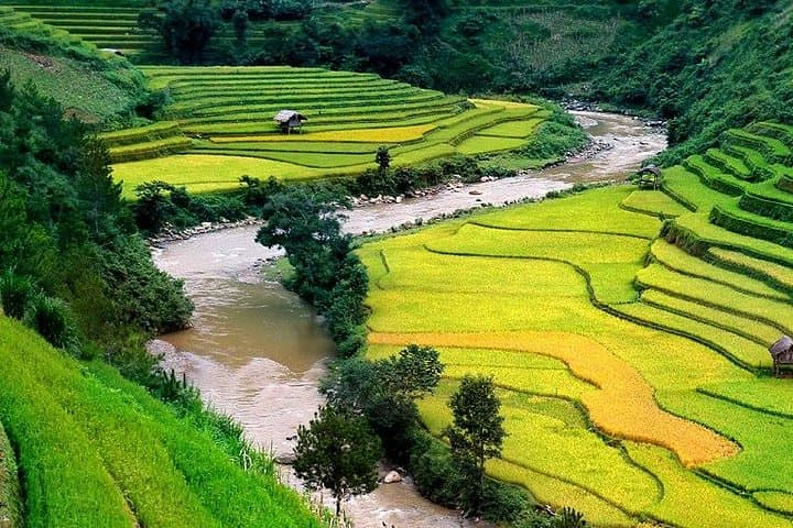 Overnight Train to Sapa: Trek Lao Chai & Ta Van Ethnic Villages