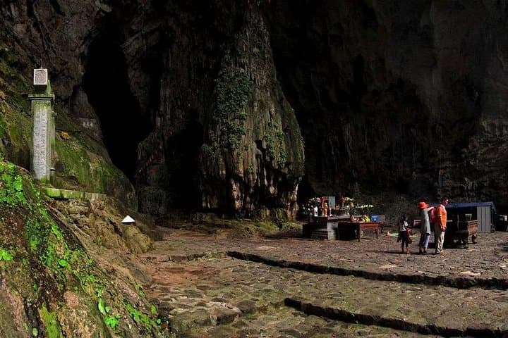 Perfume Pagoda Day Trip from Hanoi: Boat Ride, Cable Car & Huong Tich Cave photo 2