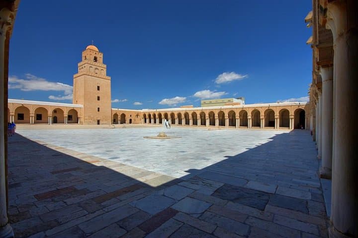 5-Day Tunisia Discovery: Sahara, Roman Ruins & Troglodyte Villages photo 5