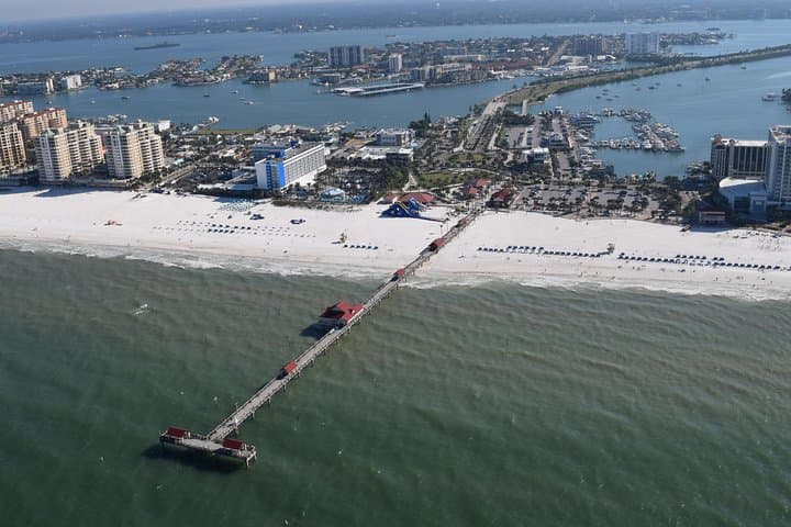 Clearwater Beach & Belleair Helicopter Tour: Pier 60 Aerial Views