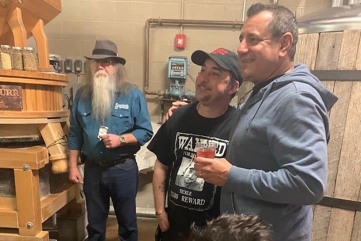 Gatlinburg Moonshine & Wine Walking Tour: VIP Tastings and Distillery Access photo 6
