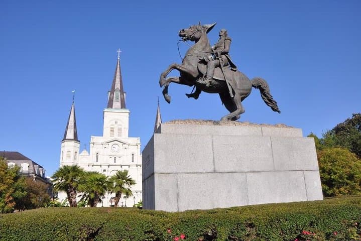 Mule-Drawn Carriage Ride Through New Orleans’ French Quarter photo 4