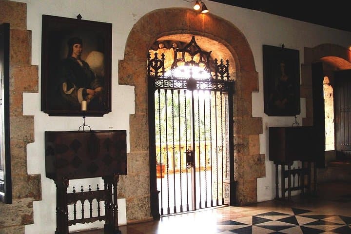 Santo Domingo Day Trip from Punta Cana — Colonial Zone, Alcázar & Columbus Lighthouse photo 4