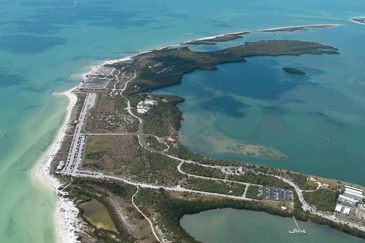 Helicopter Tour Over Tampa Bay: Sunshine Skyway, Clearwater Beaches & Pinellas Coast