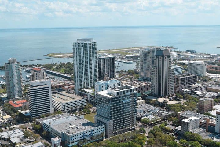 Helicopter Tour Over Tampa Bay: Sunshine Skyway, Clearwater Beaches & Pinellas Coast photo 4