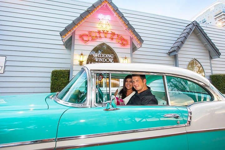 World-Famous Drive-Up Wedding in Las Vegas: Quick Chapel Ceremony at A Special Memory photo 2