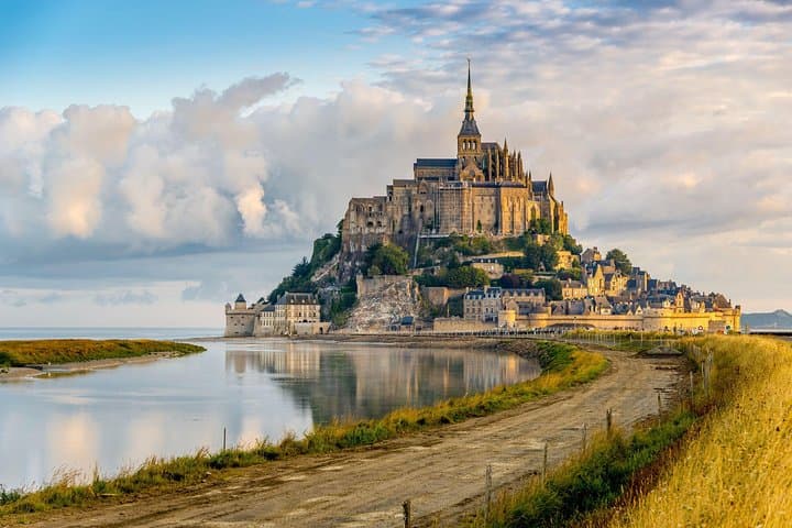 Mont Saint Michel Day Trip from Paris: Guided Abbey Visit and Bay Views photo 2