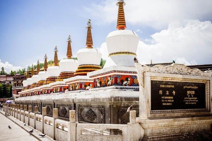 2-Day Qinghai Lake & Ta'er (Kumbum) Monastery Private Trip from Xi'an by Bullet Train