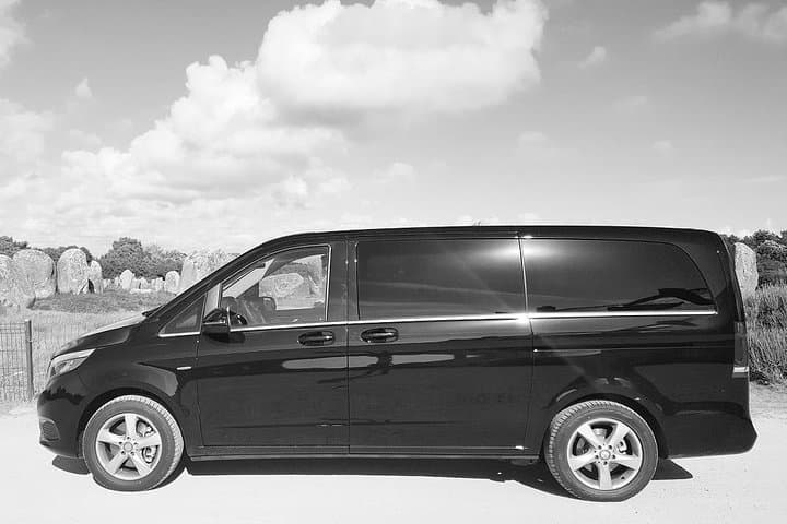 Private Transfer from Saint-Malo to Mont Saint-Michel with Local Driver and Audioguide photo 2